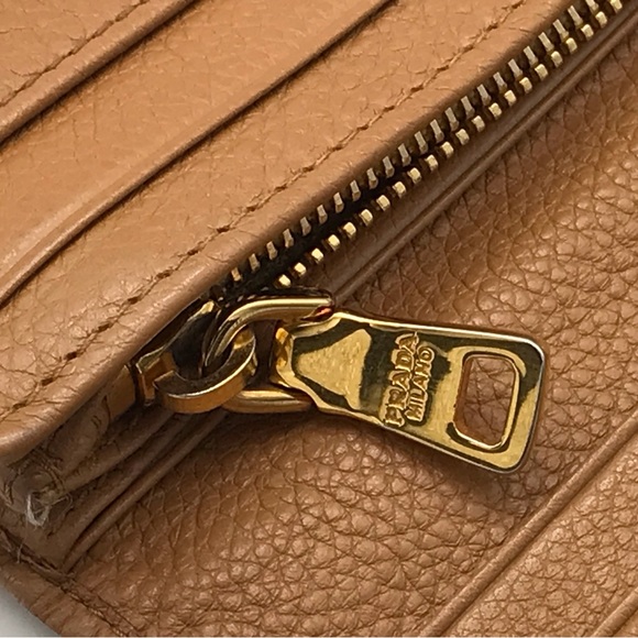EUC PRADA LOGO TAN LONG LEATHER WALLET - Picture 2 of 16